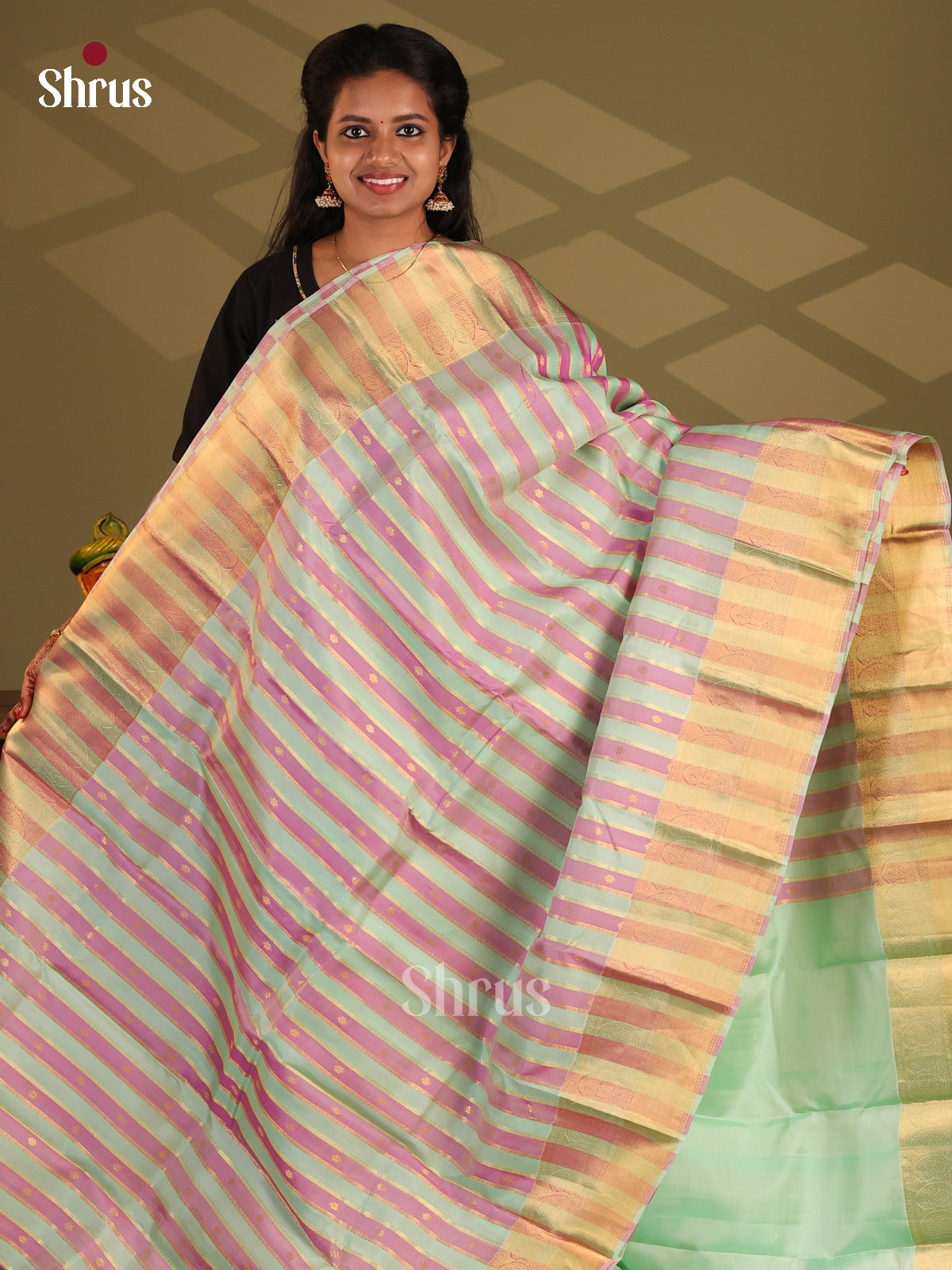 Pastel Green & Pink - Kanchipuram-halfpure Saree - Shop on Shrus.com