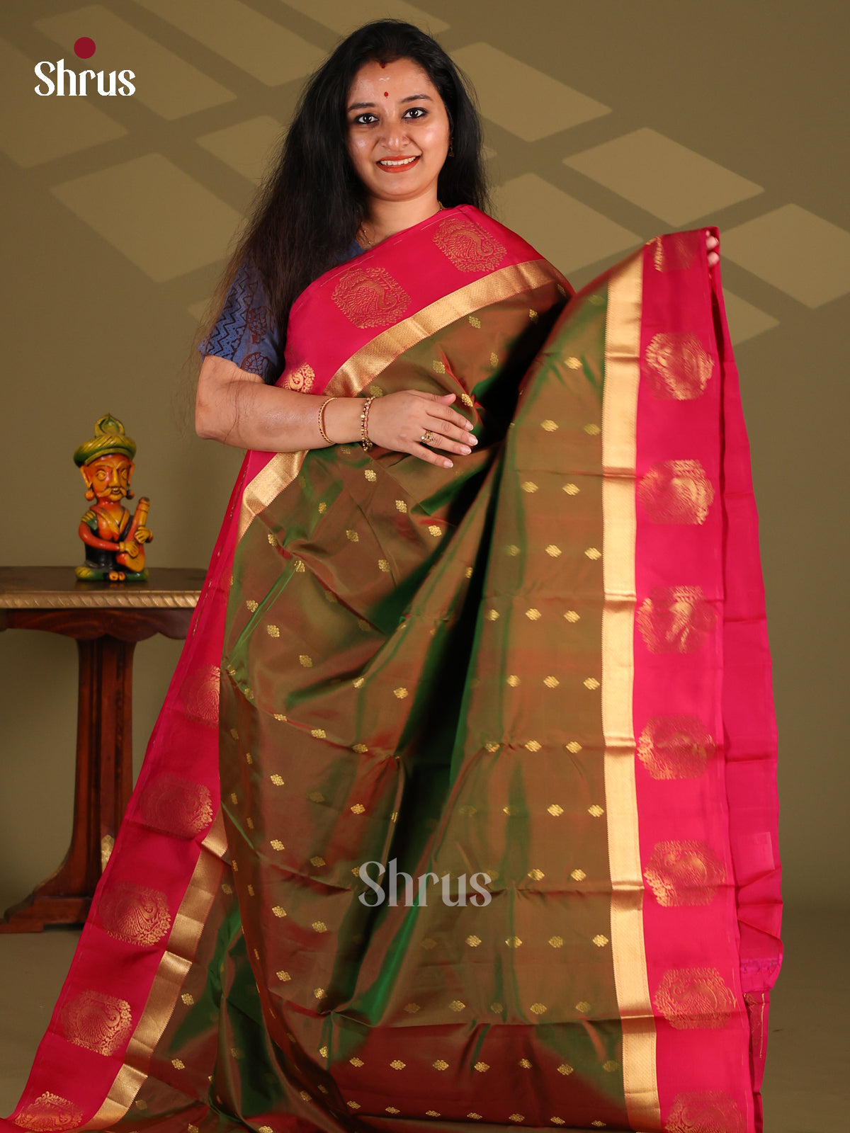 Double Shaded Green & Maroon- Kanchipuram-halfpure Saree - Shop on Shrus.com