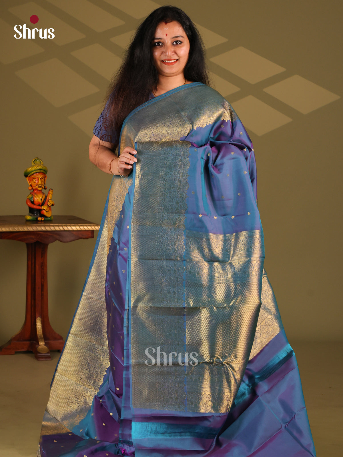 Peacock blue(Single Tone)- Kanchipuram-halfpure Saree - Shop on Shrus.com