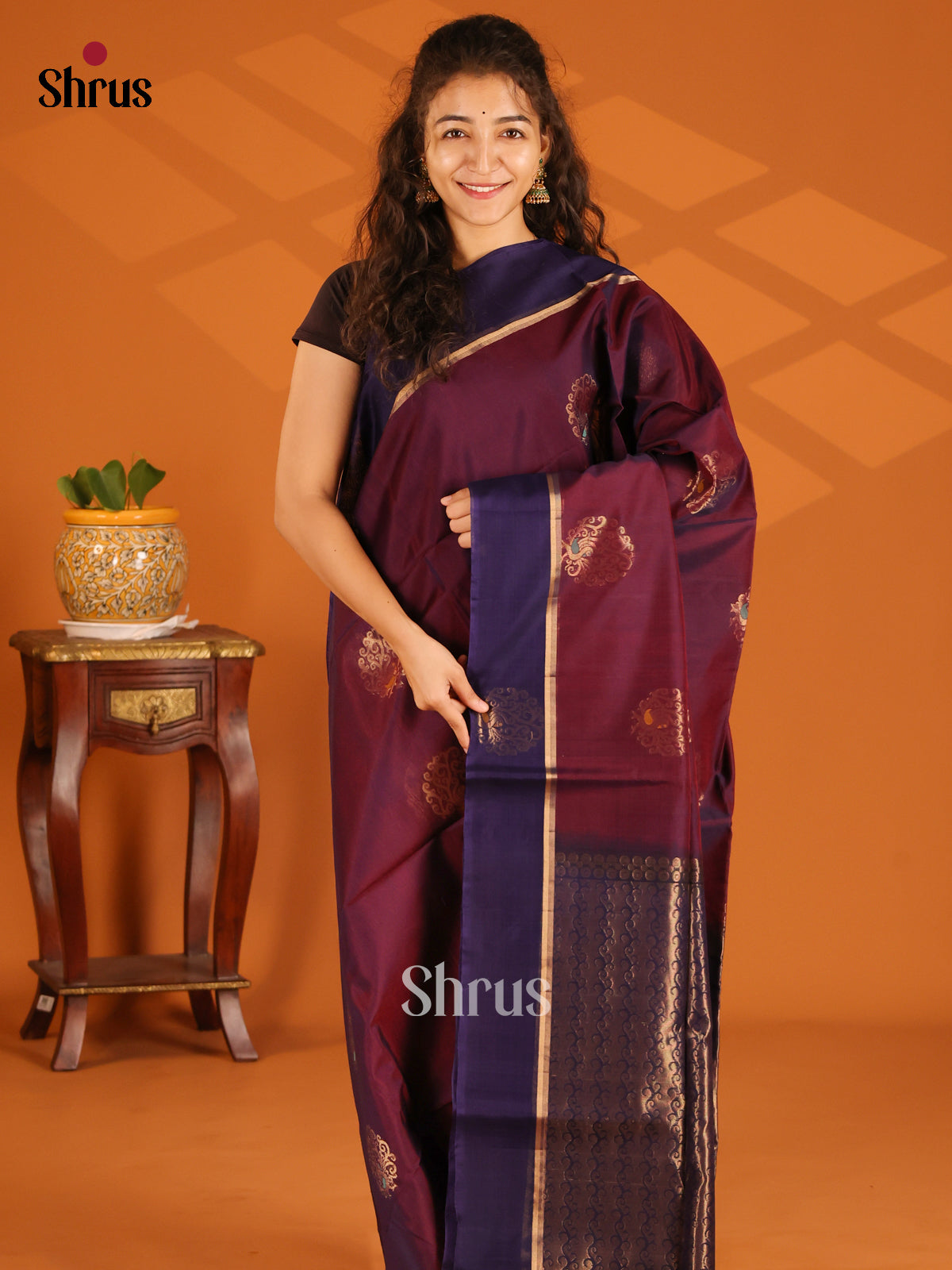 DES23230- Silk Cotton Saree - Shop on Shrus.com