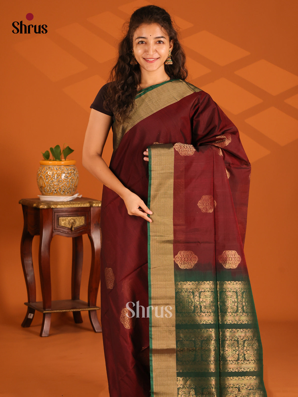 DES23239- Silk Cotton Saree - Shop on Shrus.com