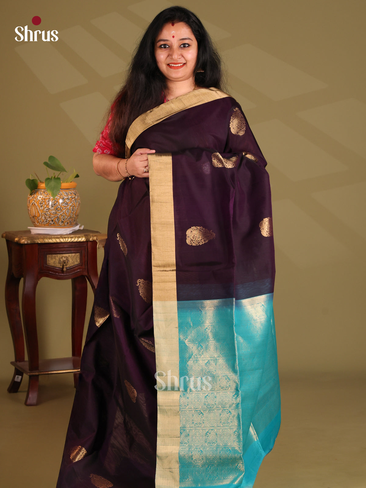 DES23287 - Silk Cotton Saree - Shop on Shrus.com