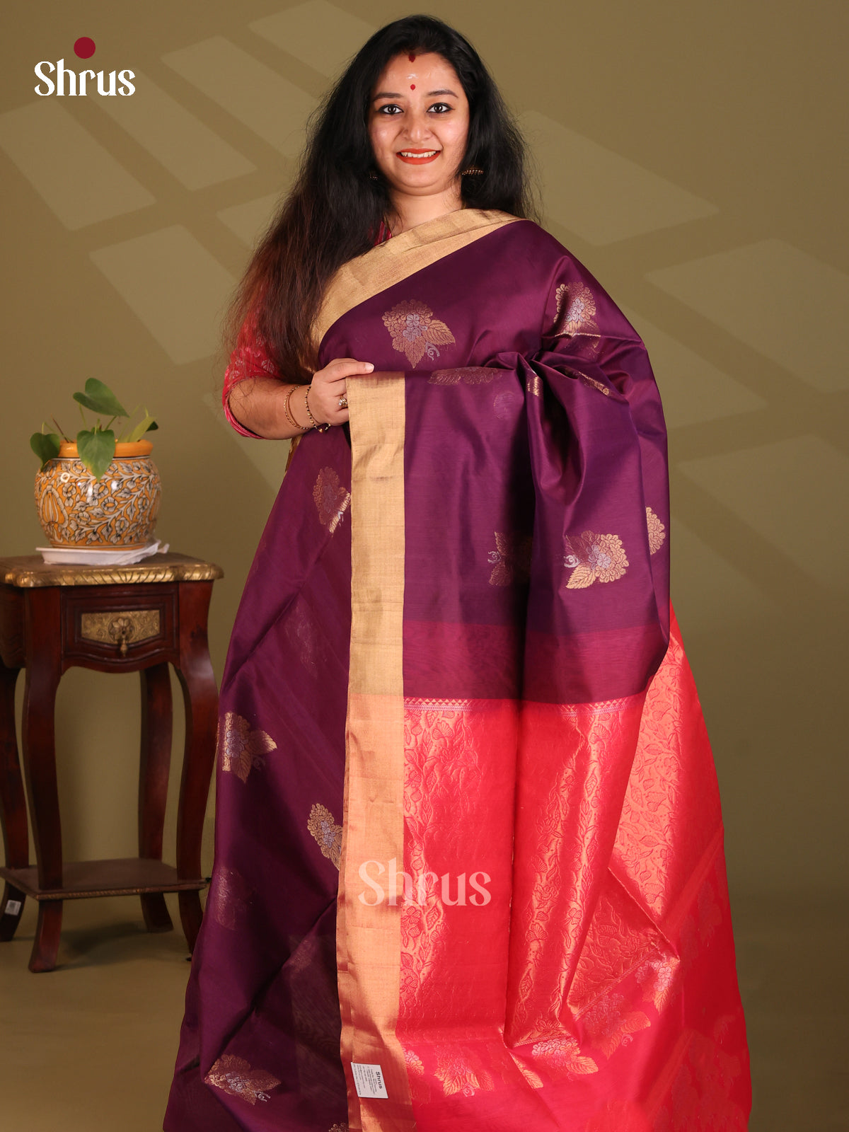 DES23293 - Silk Cotton Saree - Shop on Shrus.com