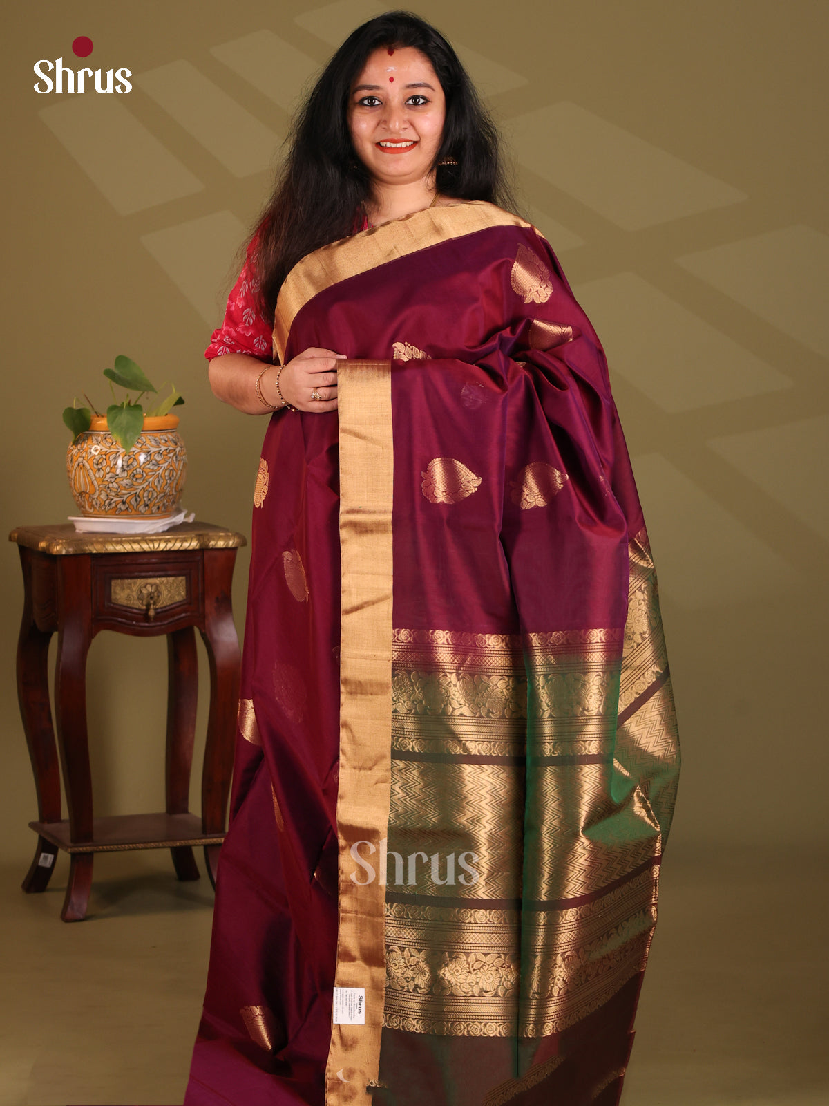 DES23297 - Silk Cotton Saree - Shop on Shrus.com