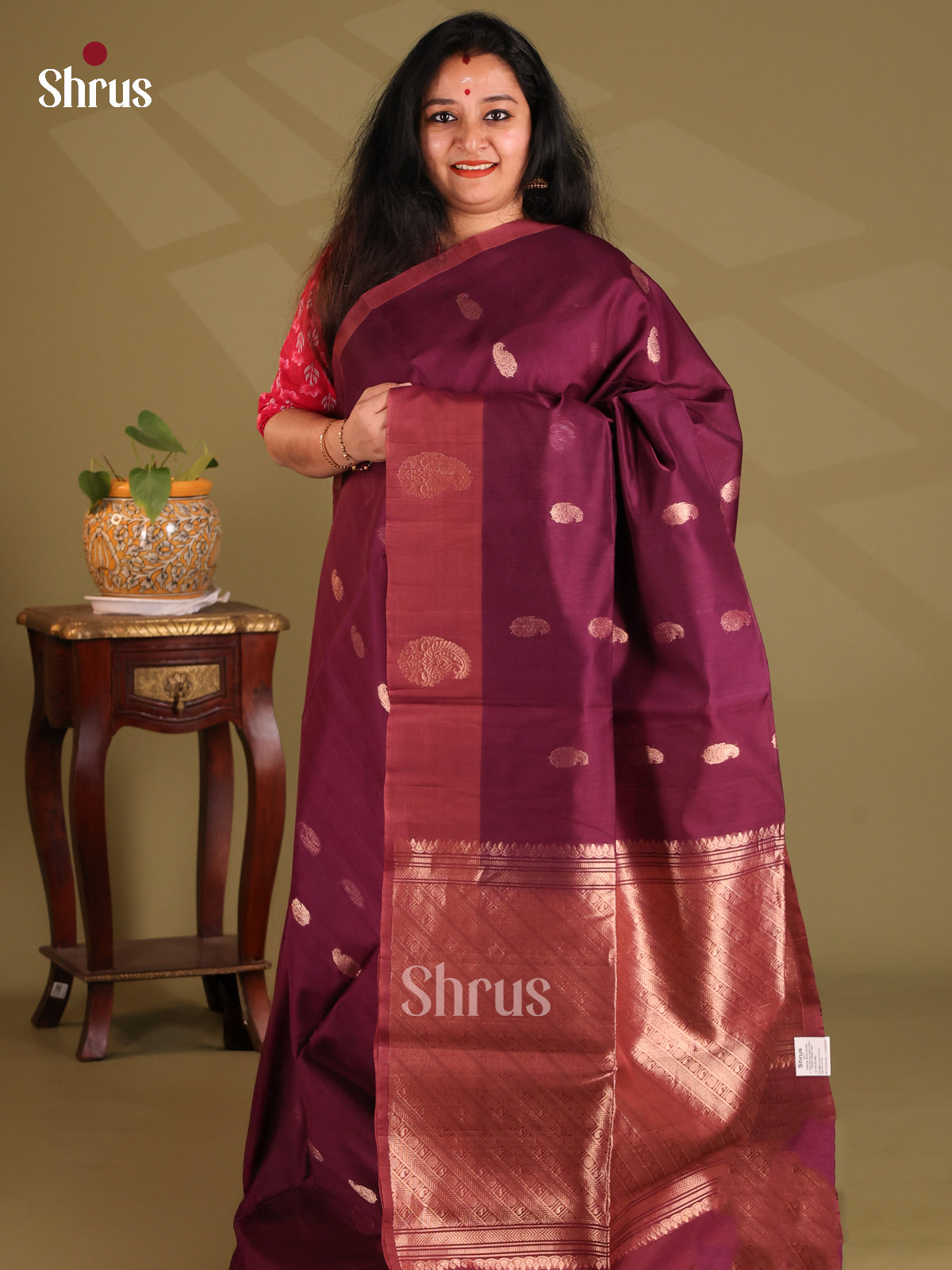 DES23319 - Silk Cotton Saree - Shop on Shrus.com