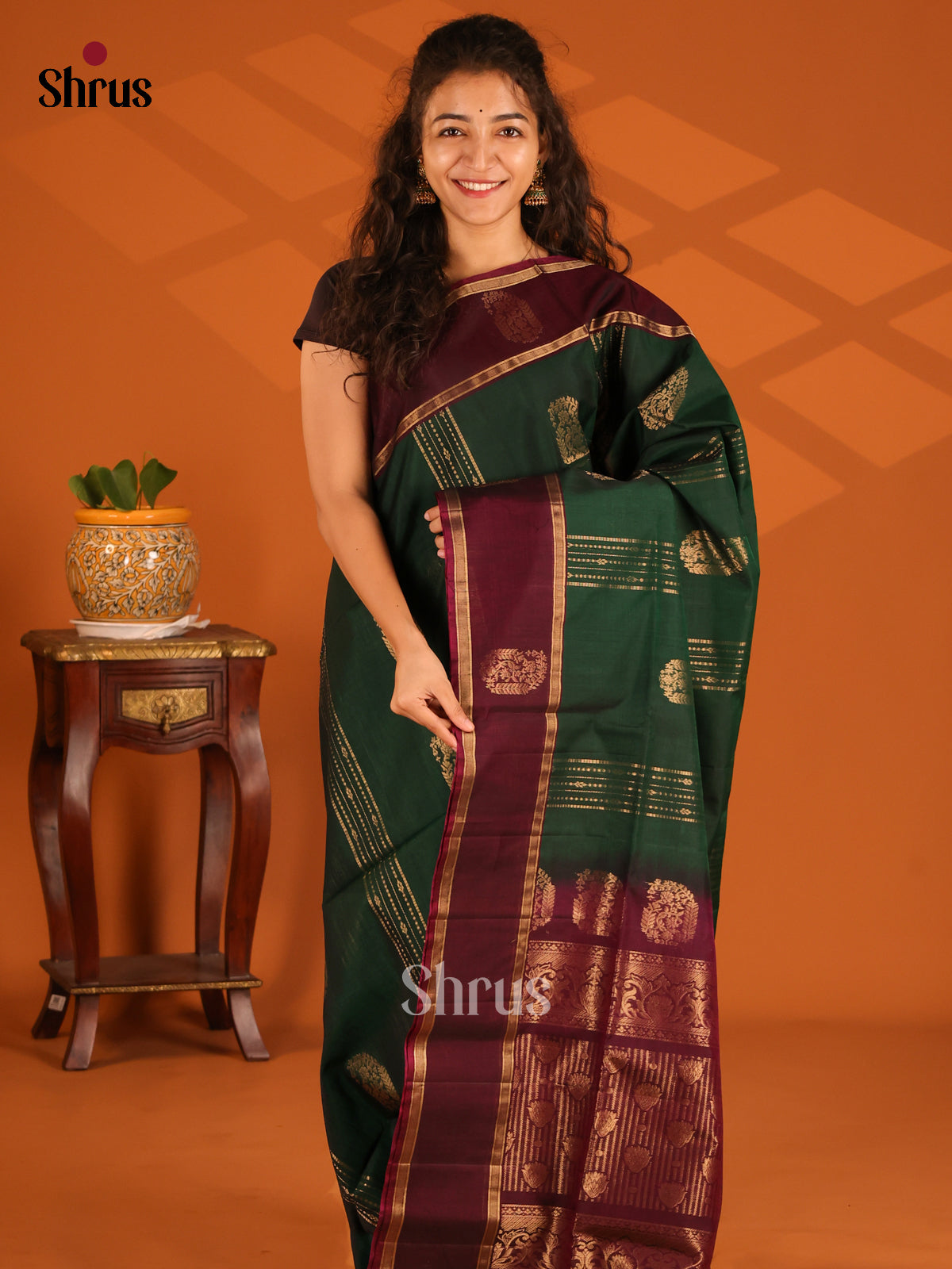 DES23333- Silk Cotton Saree - Shop on Shrus.com