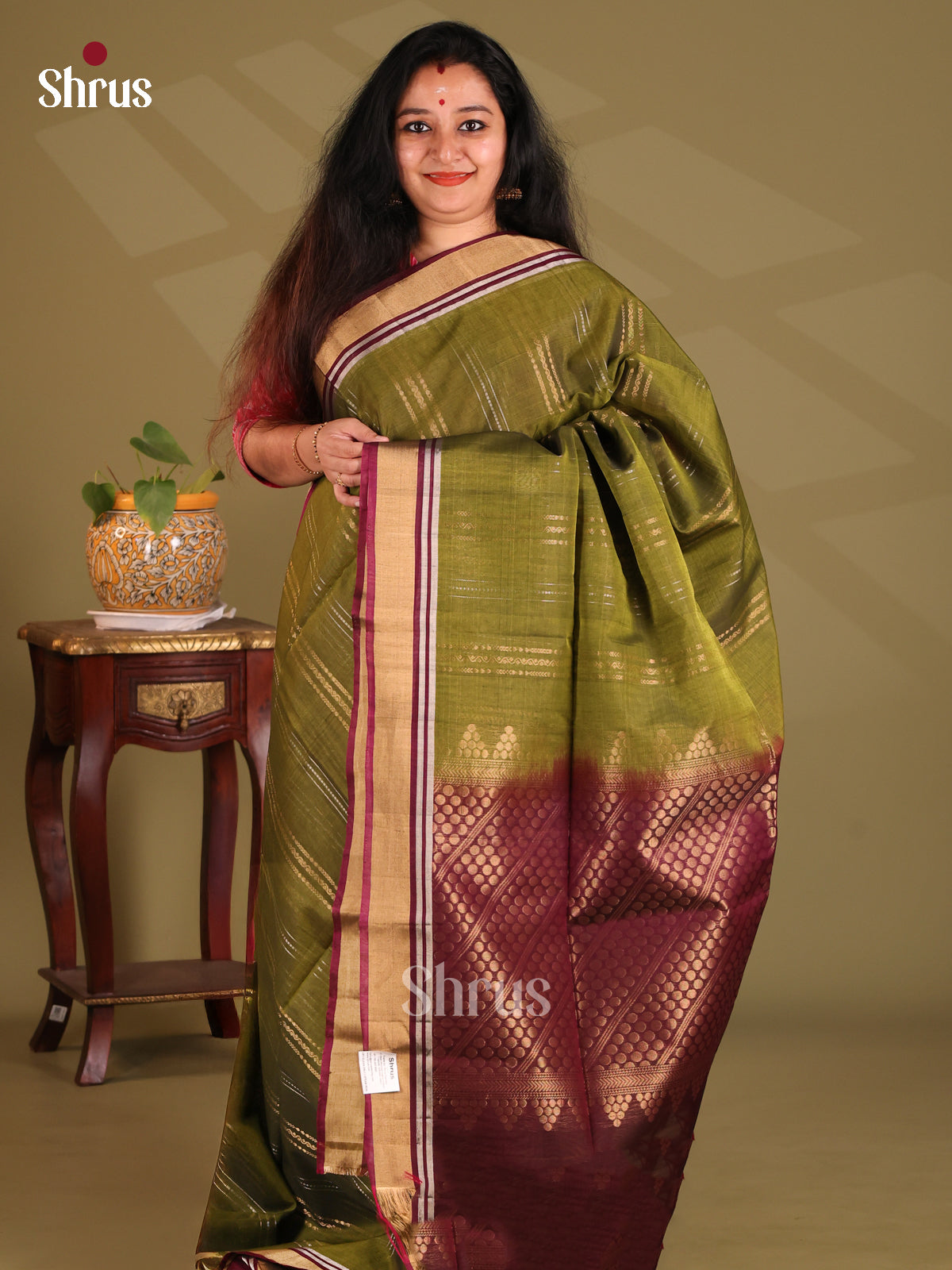DES23336 - Silk Cotton Saree - Shop on Shrus.com