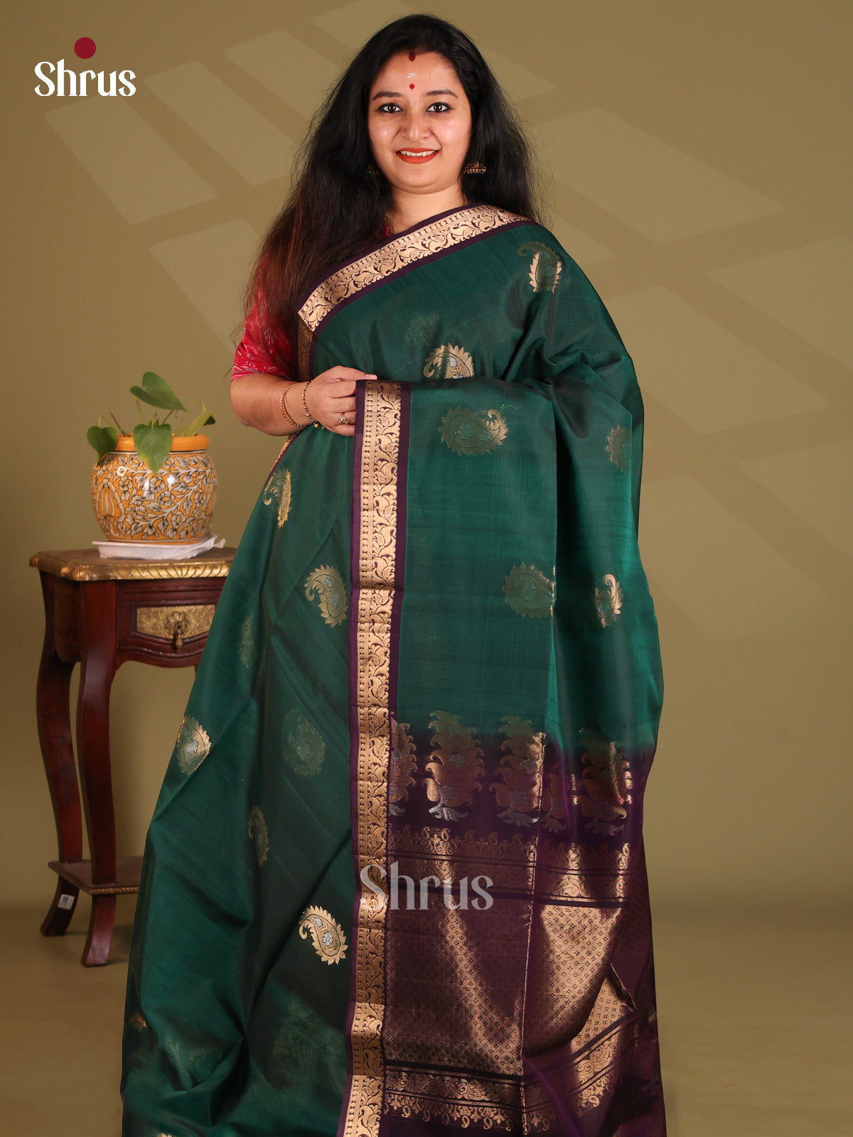 DES23343 - Silk Cotton Saree - Shop on Shrus.com