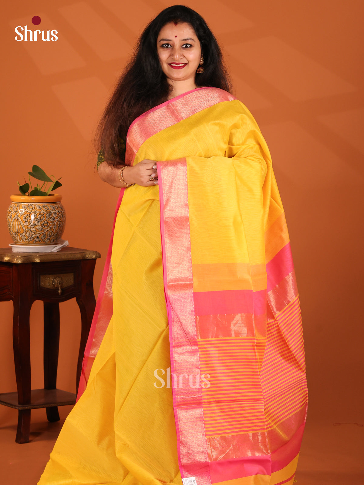 Yellow with Pink - Maheshwari silkcotton Saree - Shop on Shrus.com