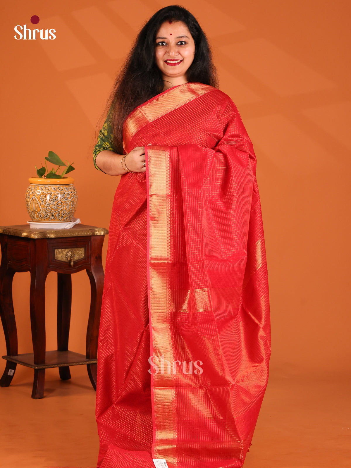 Red(Single tone)- Maheshwari silkcotton Saree - Shop on Shrus.com