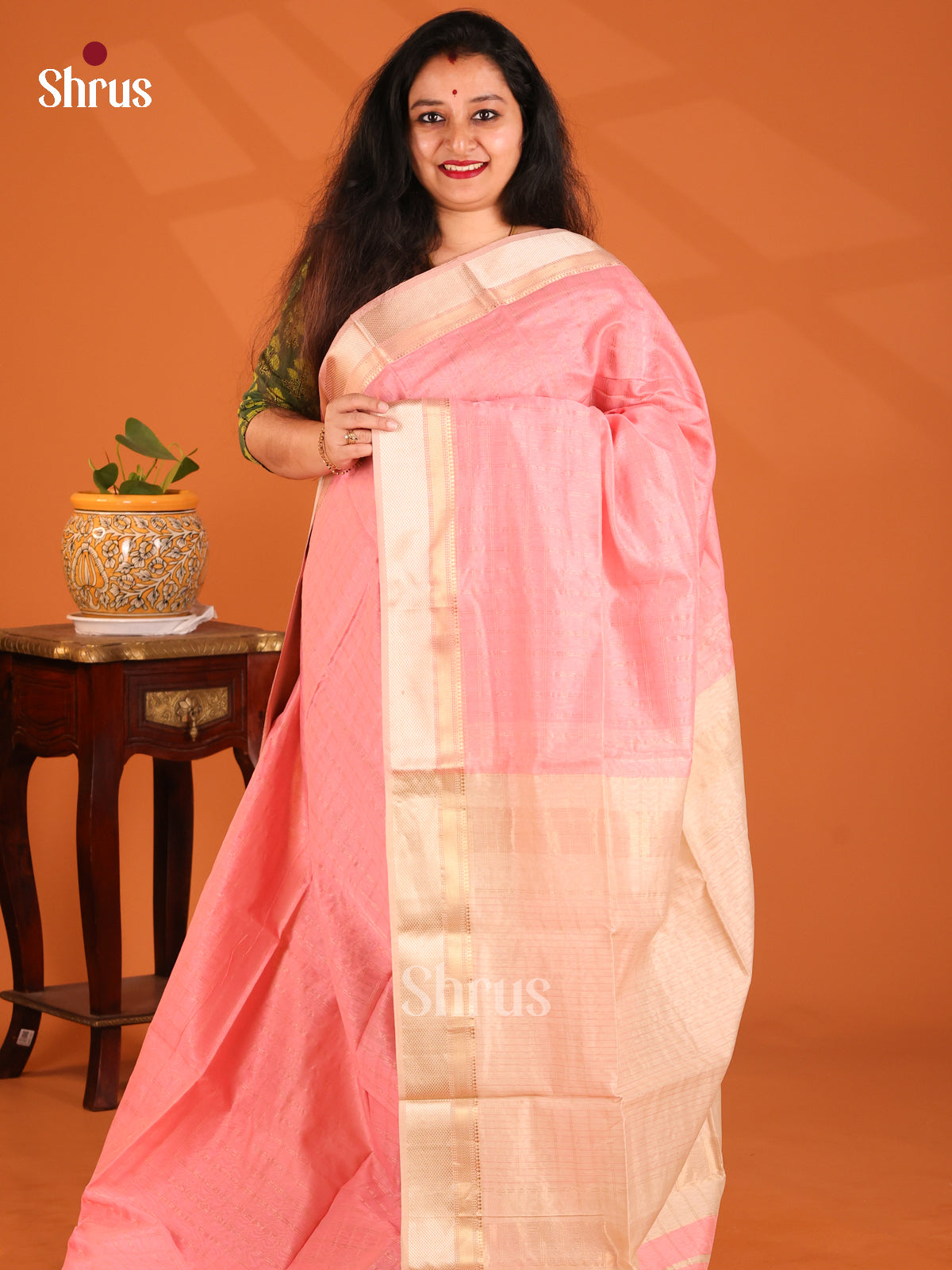 Pink with Cream - Maheshwari silkcotton Saree - Shop on Shrus.com