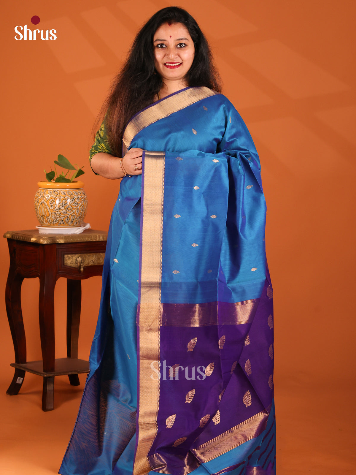 Blue with Violet - Maheshwari silkcotton Saree - Shop on Shrus.com