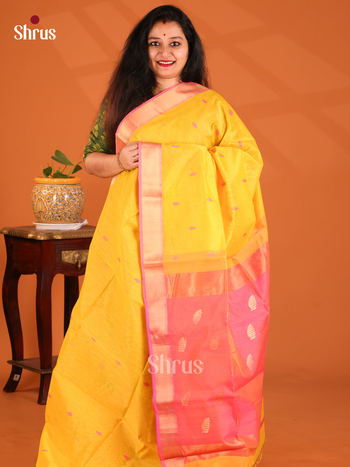 Yellow with Pink- Maheshwari silkcotton Saree - Shop on Shrus.com