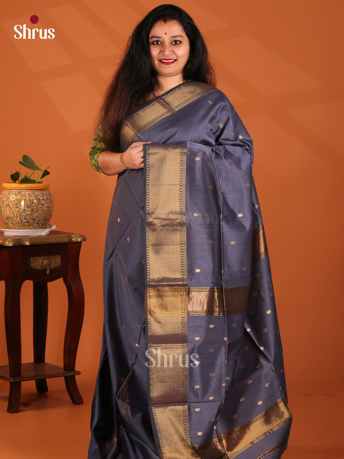 Elephant Grey(Single Tone)- Maheshwari silkcotton Saree - Shop on Shrus.com