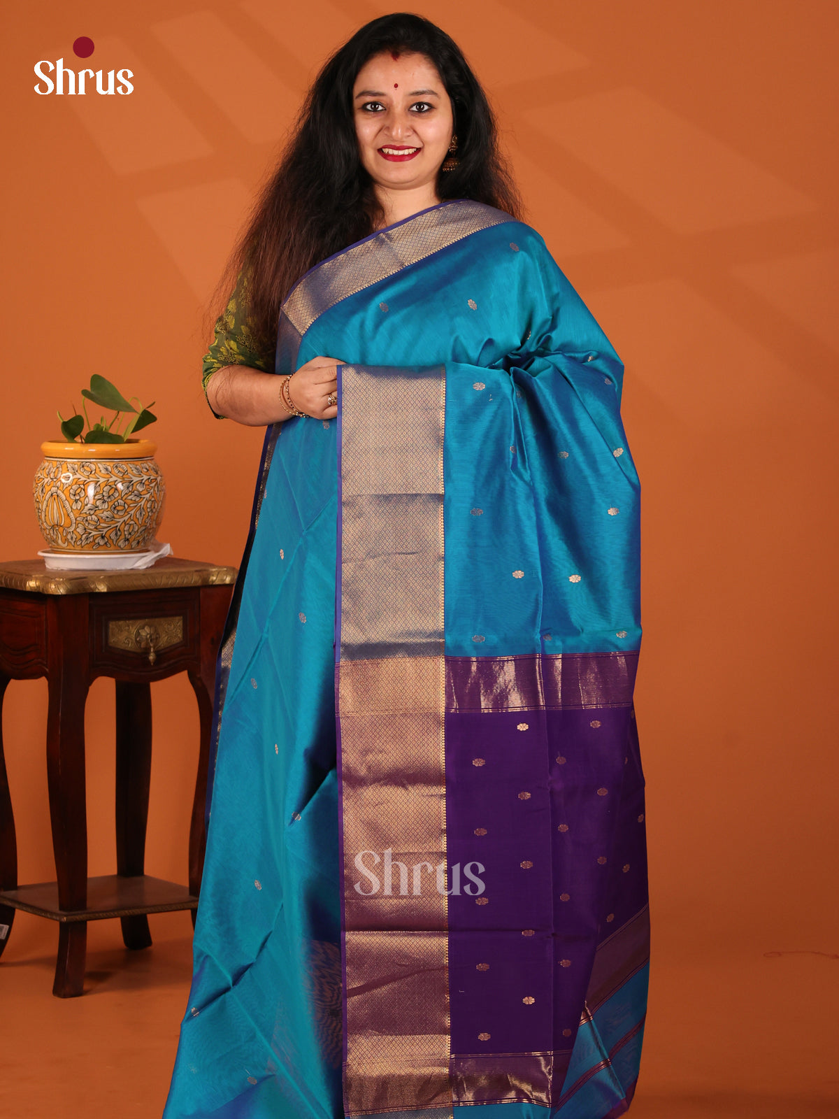 Blue with Violet - Maheshwari silkcotton Saree - Shop on Shrus.com