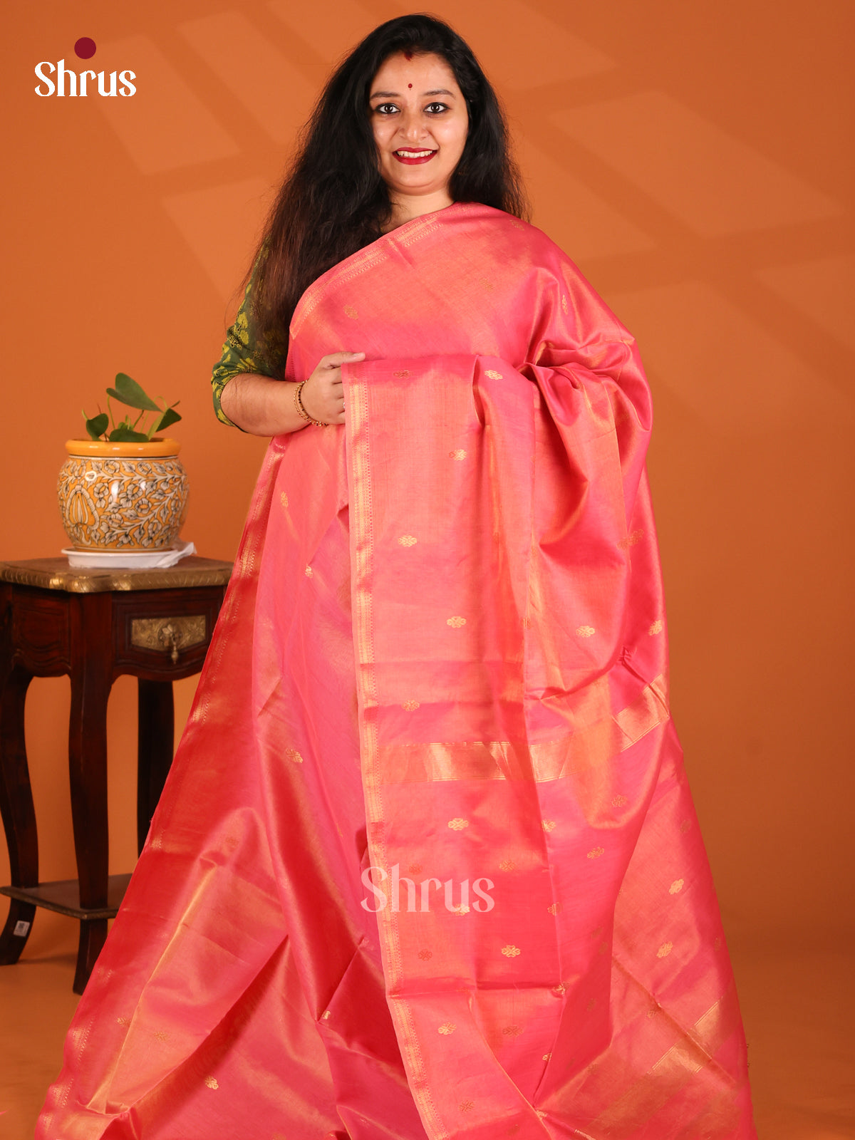 Orangish Pink(Single Tone)- Maheshwari silkcotton Saree - Shop on Shrus.com