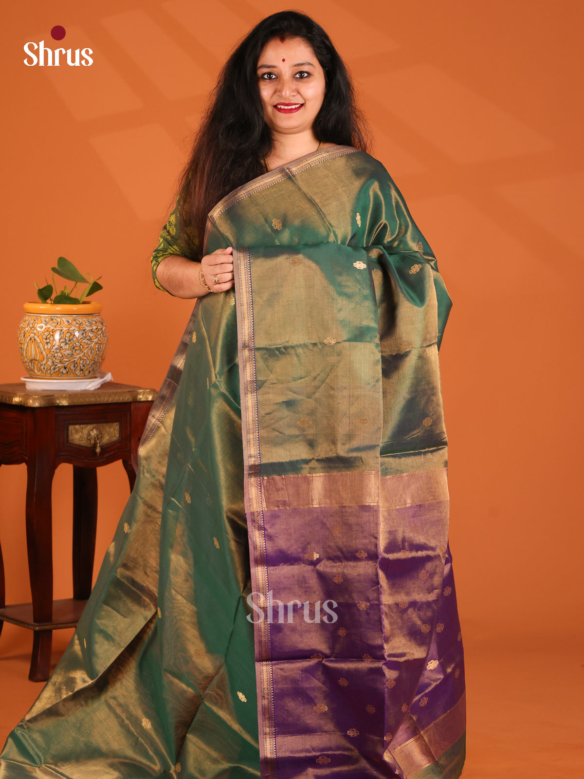 Green with Violet - Maheshwari silkcotton Saree - Shop on Shrus.com
