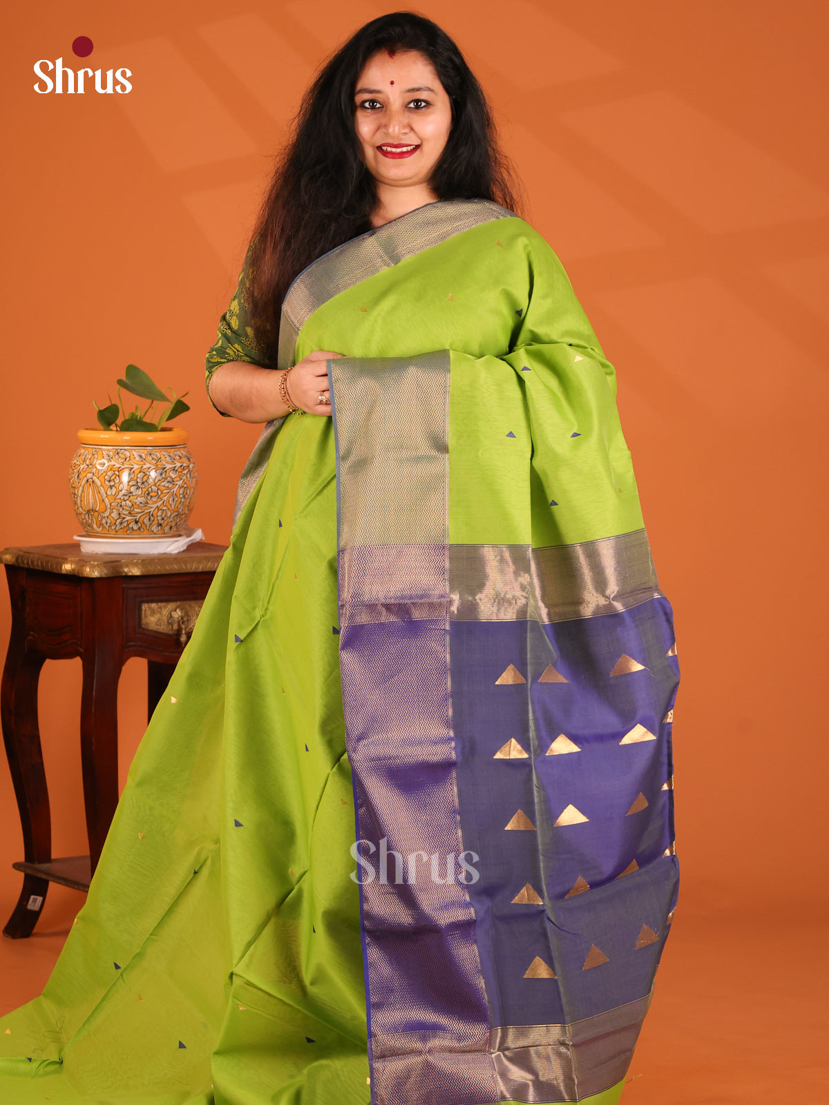 Lite Green with Blue - Maheshwari silkcotton Saree - Shop on Shrus.com