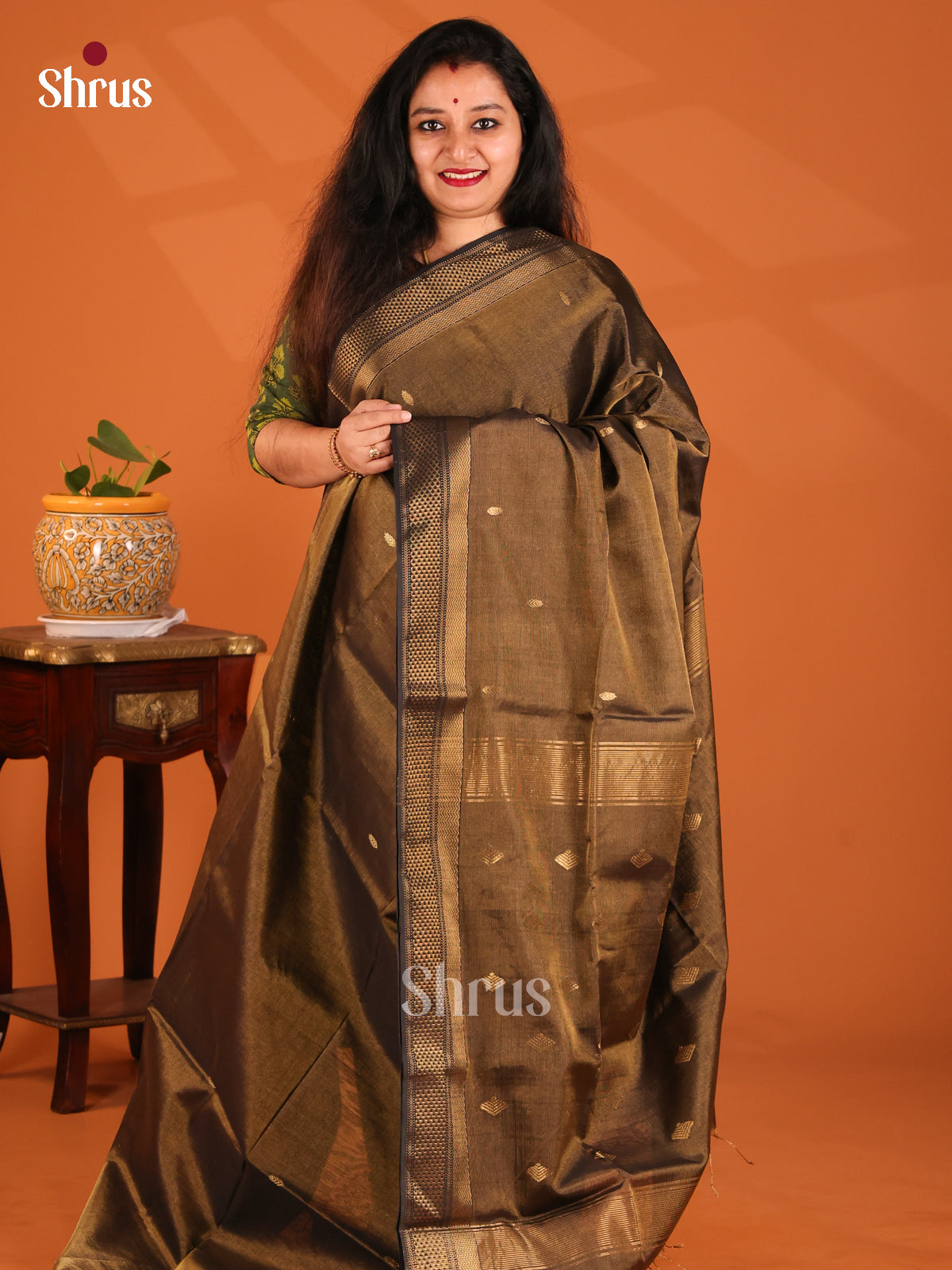 DES24187- Maheshwari silkcotton Saree - Shop on Shrus.com