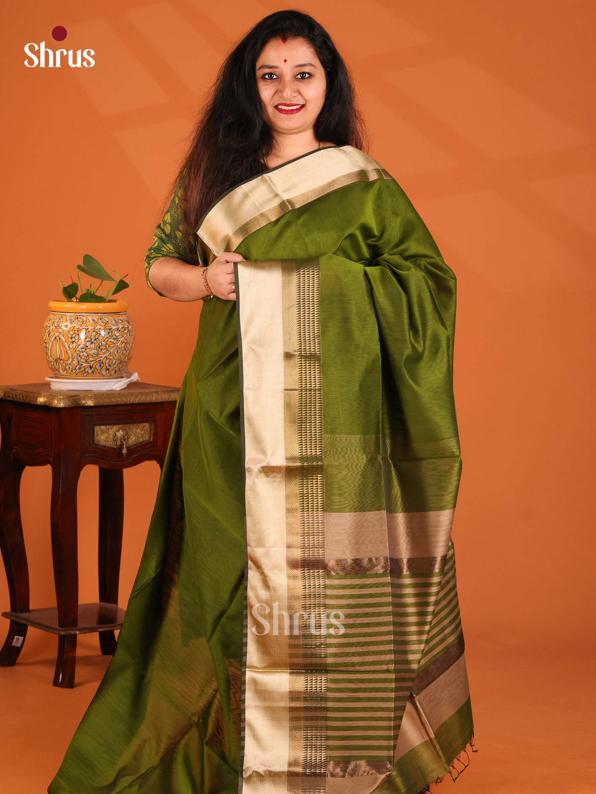 Green with Brown - Maheshwari silkcotton Saree - Shop on Shrus.com