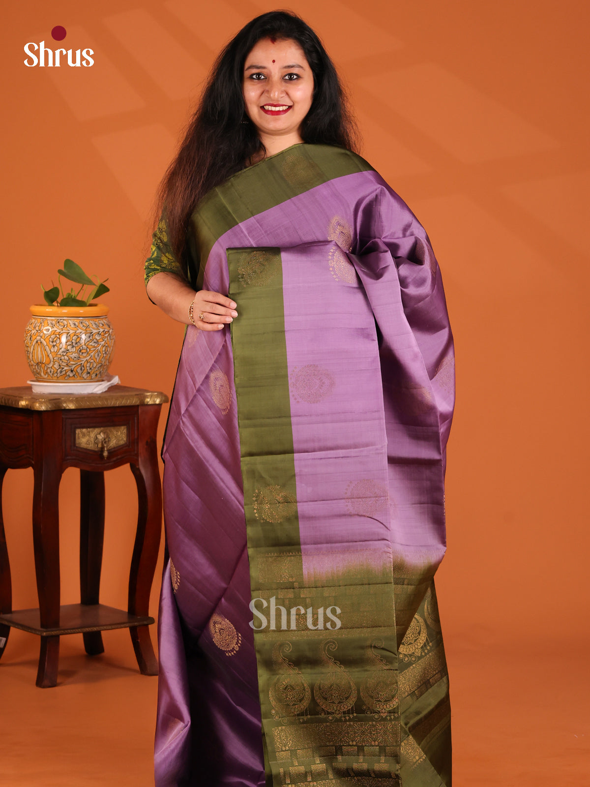 Beautiful Purple Softsilk-halfpure Saree with zari woven floral motif,contrast Green border - Shop on Shrus.com