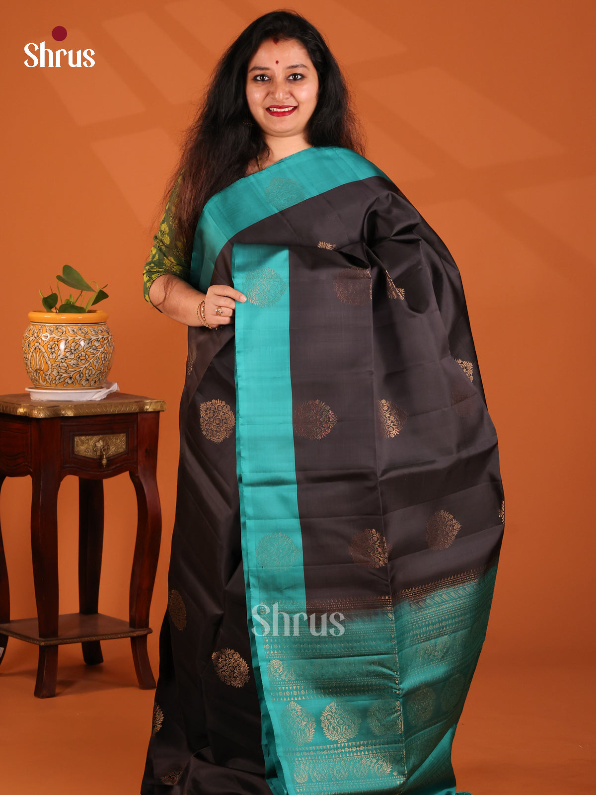 Elegant Black Softsilk-halfpure Saree with gold zari floral buttas , plain border - Shop on Shrus.com