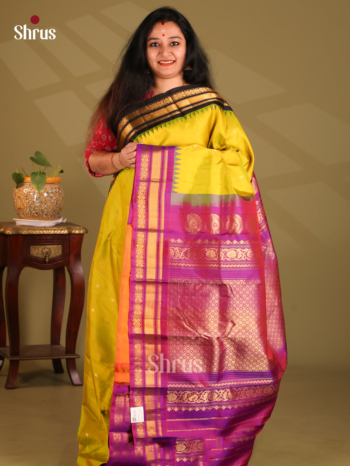 Glorious Mustardy Green Gadwal silk Saree with gold zari buttas , ganga jamuna zari border - Shop on Shrus.com