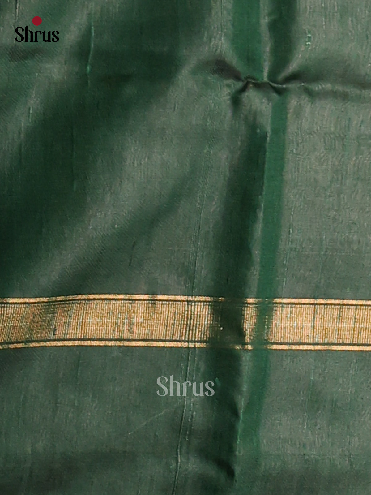Pretty Red Raw Silk Saree with contrast green Rettaipet zari border - Shop on Shrus.com