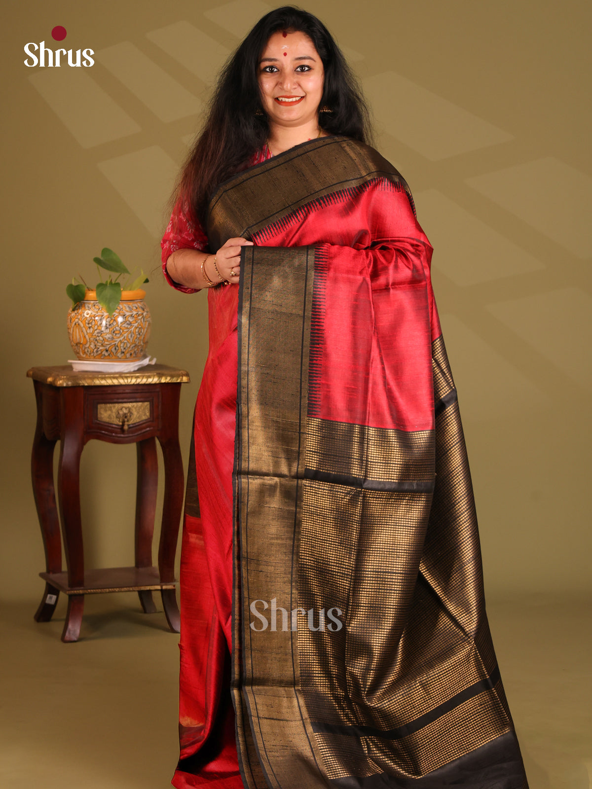 Majestic Red Raw Silk Saree with plain body , contrast black zari pallu - Shop on Shrus.com