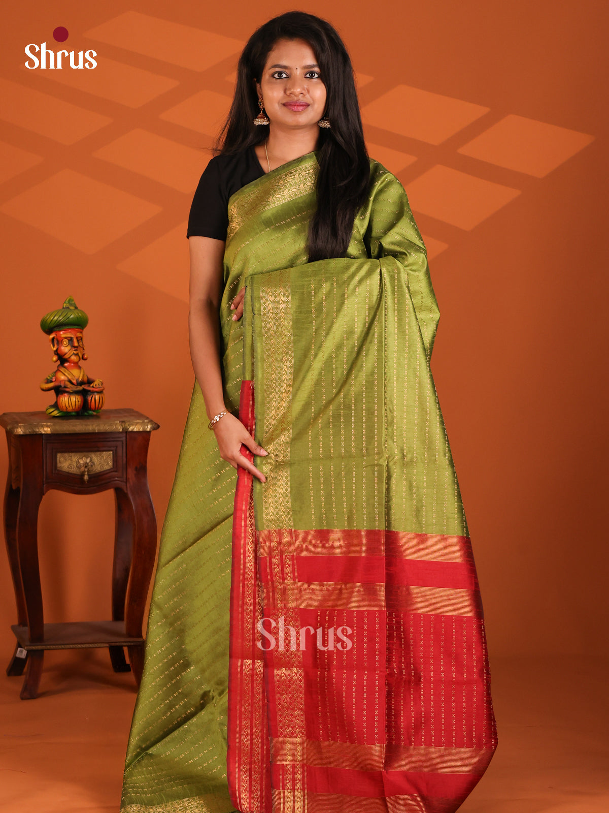 Green with Red - Semi Rawsilk Saree - Shop on Shrus.com