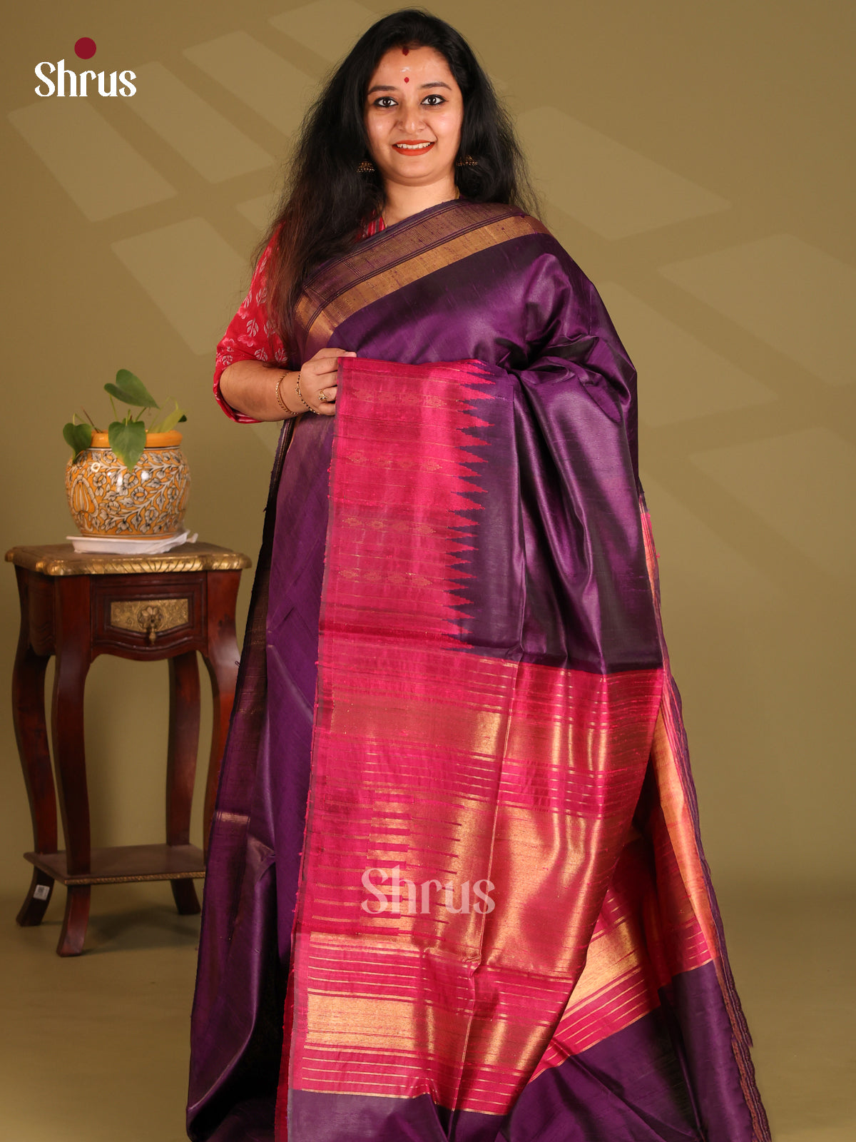 Stunning Violet Raw Silk Saree with plain body & Contrast zari woven pallu - Shop on Shrus.com