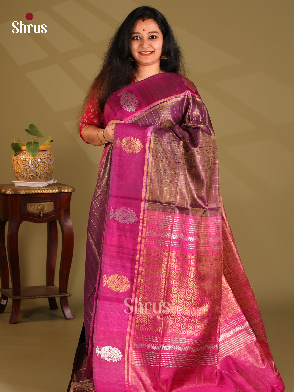 Shimmery Double Shaded Purple Raw Silk Saree with gold zari checks , contrast Majenta brocade pallu - Shop on Shrus.com