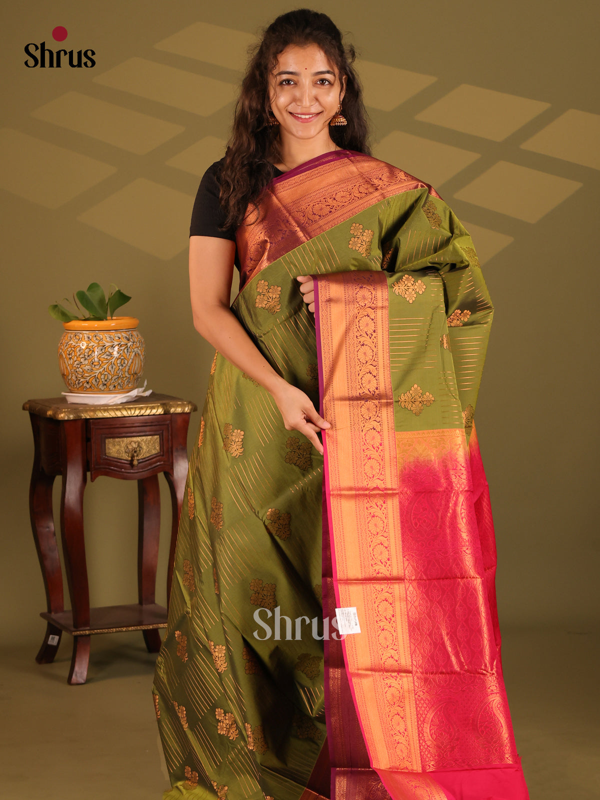 Green with Red- Semi Kanchipuram Saree - Shop on Shrus.com