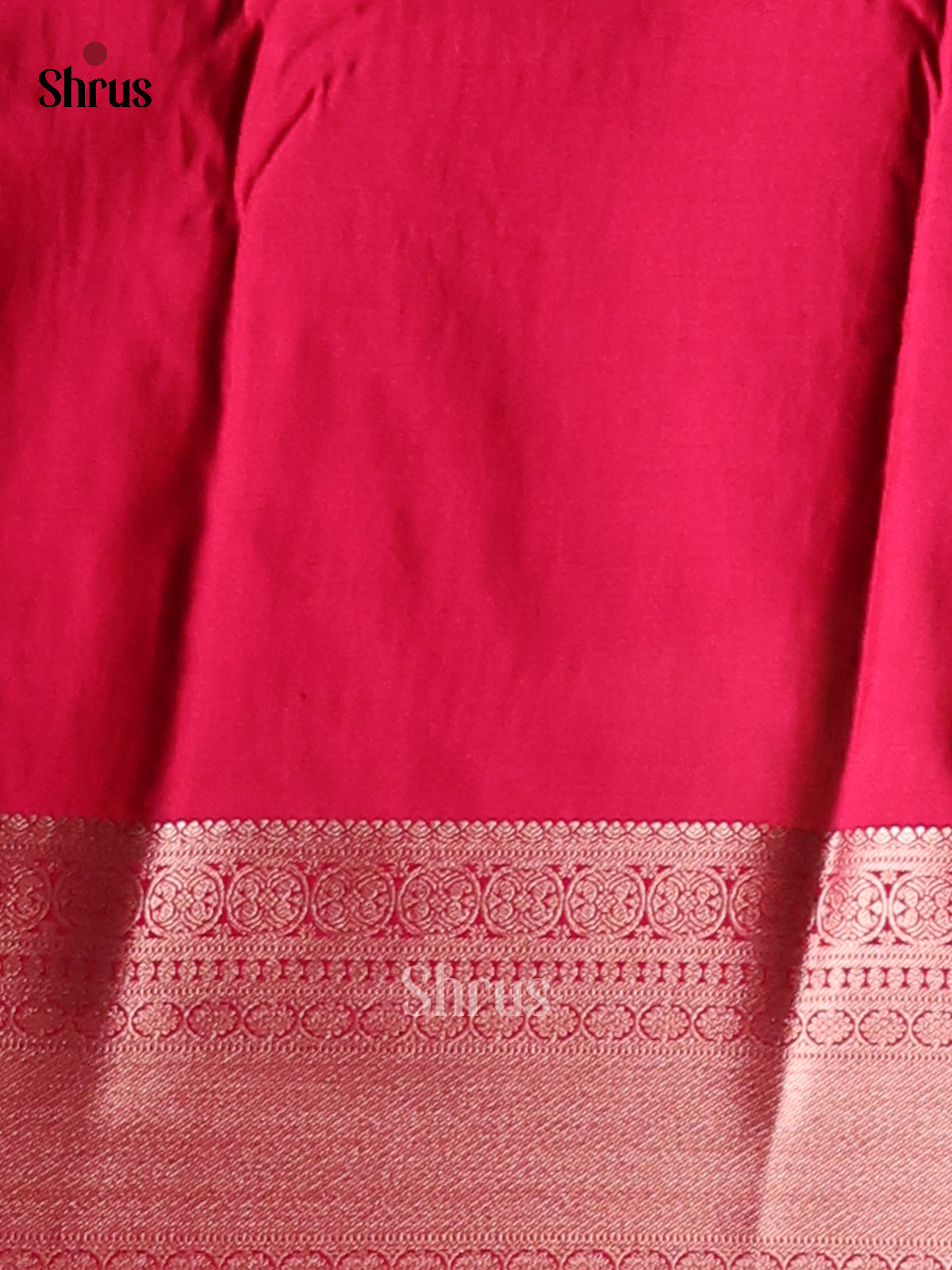 Green with Red- Semi Kanchipuram Saree - Shop on Shrus.com