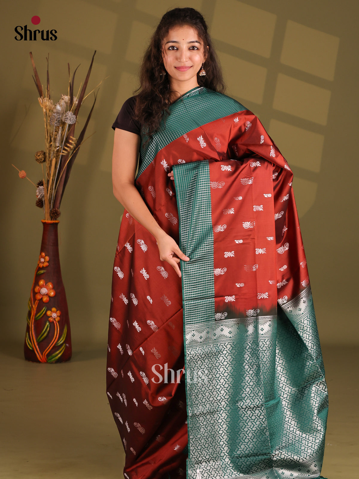 Arakku Maroon & Green - Semi Softsilk Saree - Shop on Shrus.com