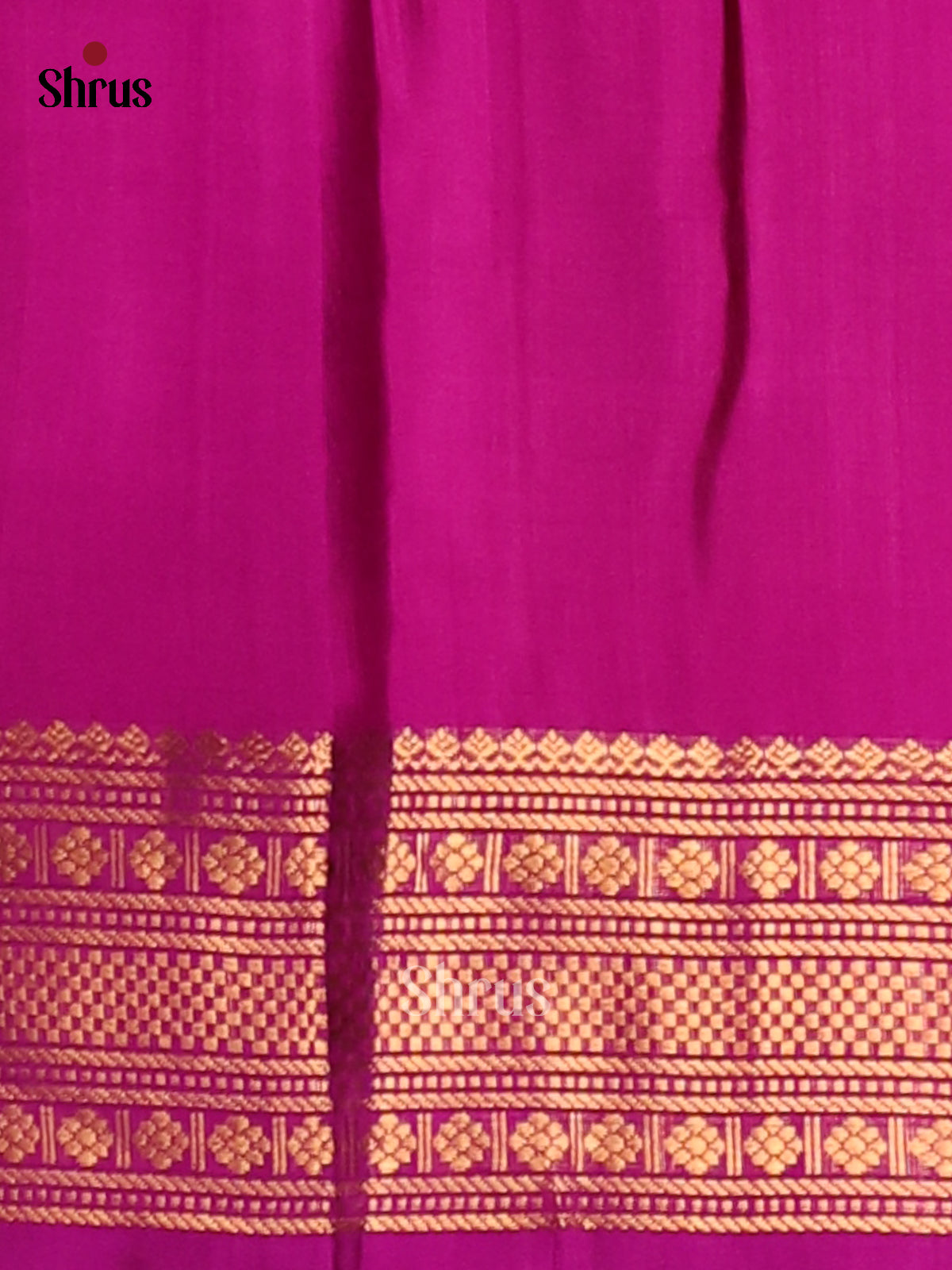 Majestic Lite Green Silk Cotton Saree with thread woven podi kattam & brocade pallu - Shop on Shrus.com