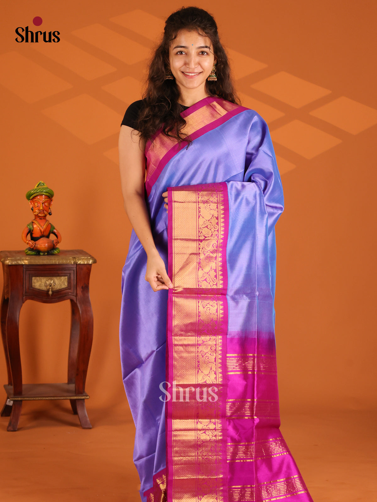 Chic Violet Silk Cotton Saree with Pink Zari Border & Zari striped Pallu - Shop on Shrus.com