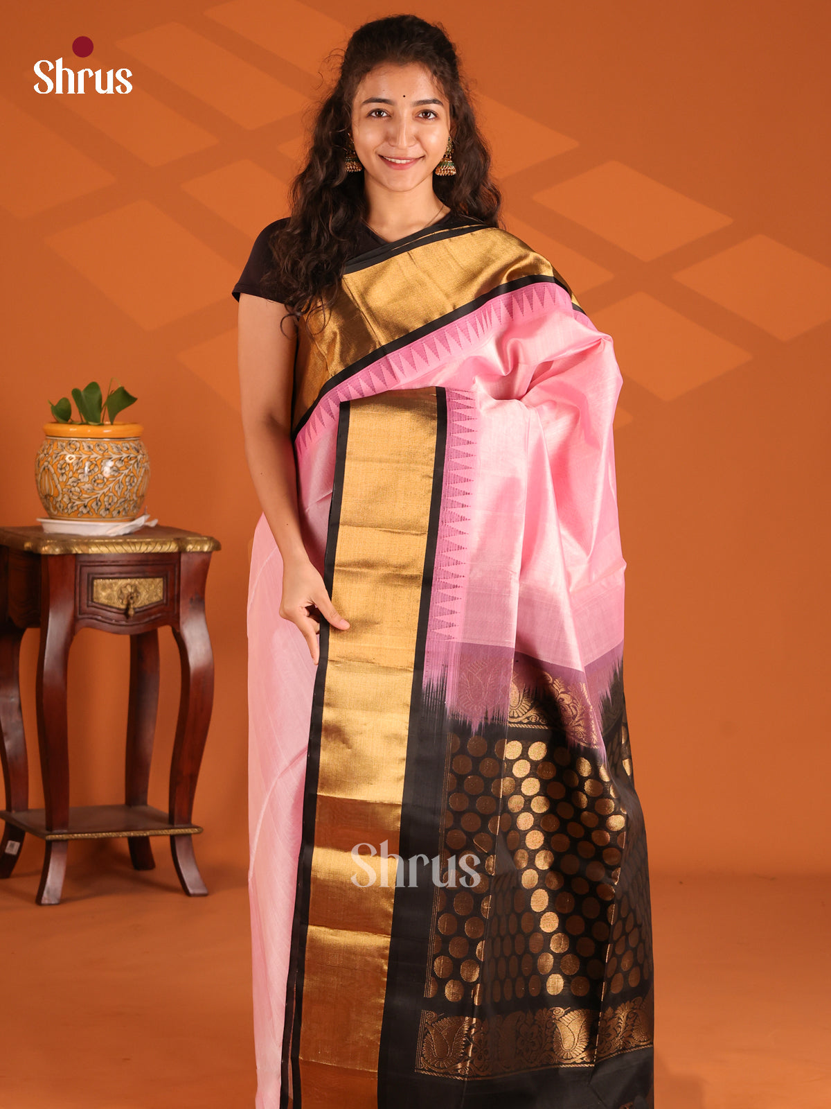 Vibrant Pink Silk Cotton Saree with black kaddi zari border - Shop on Shrus.com