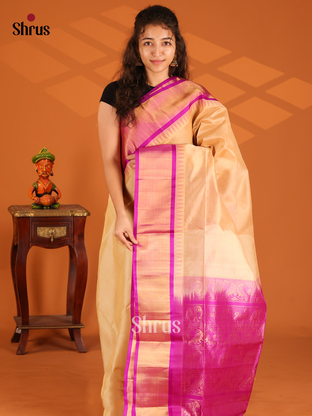 Cute Beige Silk Cotton Saree with gold zari floral nestling brocade majenta pallu - Shop on Shrus.com