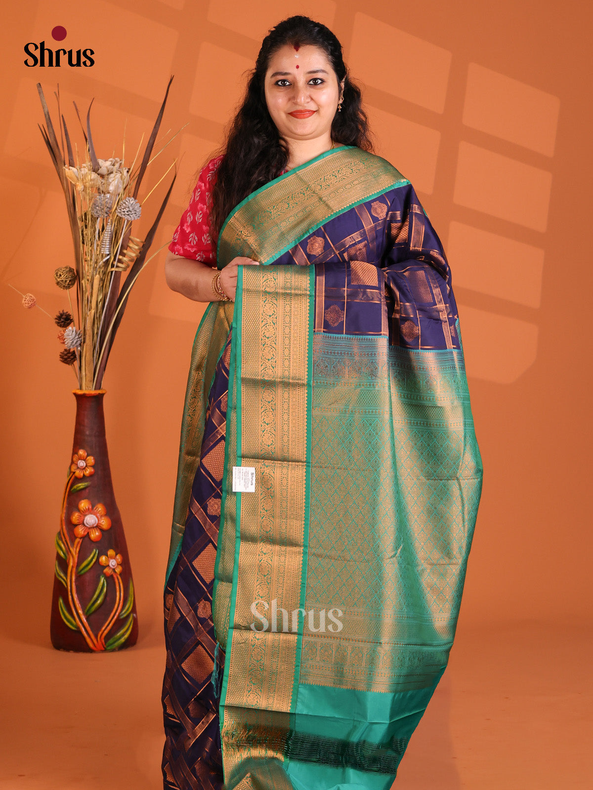 DES27388 - Semi Kanchipuram Saree - Shop on Shrus.com