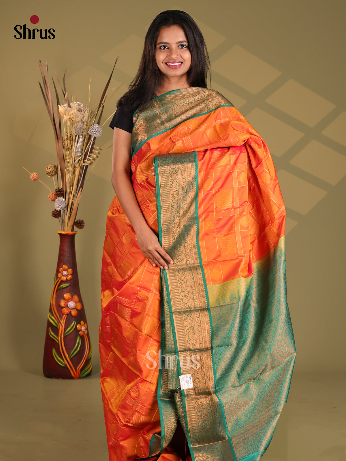 DES27390 - Semi Kanchipuram Saree - Shop on Shrus.com