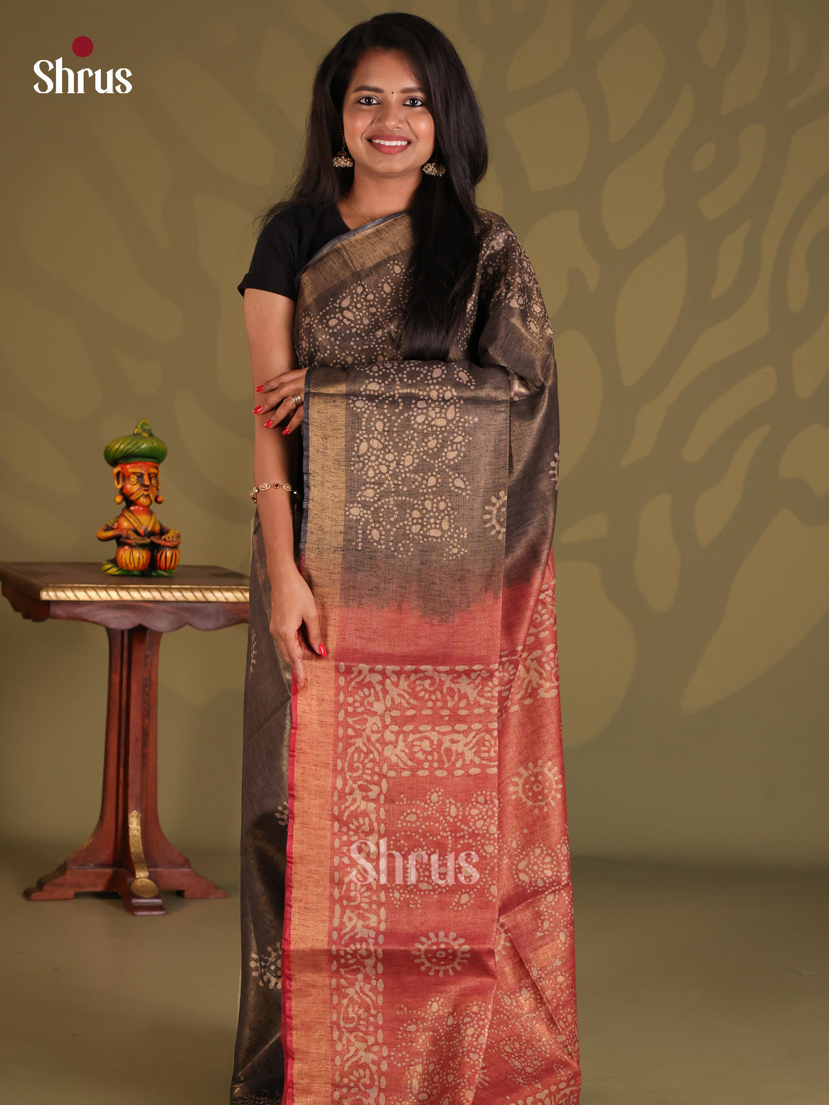 Elephant Black & Red - Bhatik Saree - Shop on Shrus.com