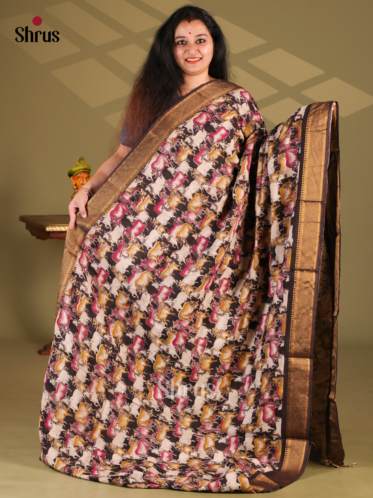 DES28227- chennur-kalamkari Saree - Shop on Shrus.com