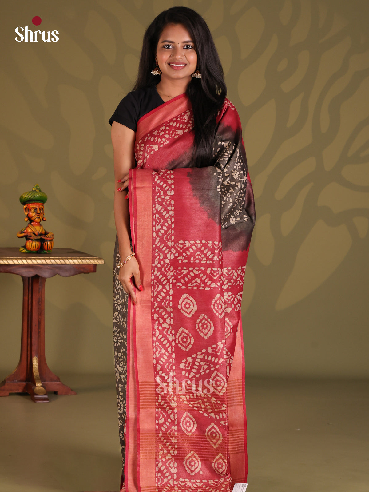 Elephant Black & Maroon - Bhatik Saree - Shop on Shrus.com