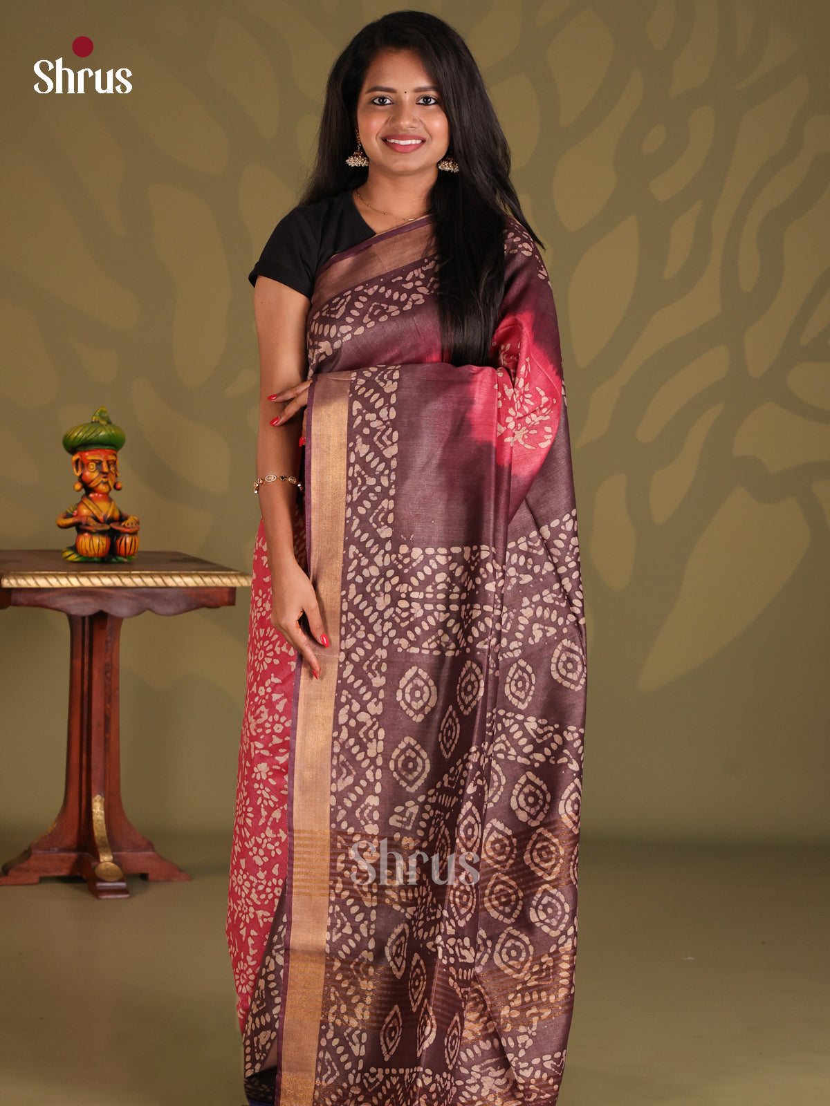 Pink & Brown - Bhatik Saree - Shop on Shrus.com