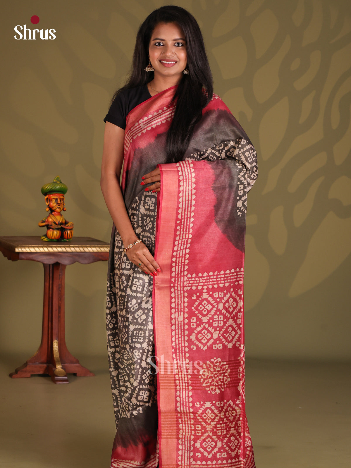 Elephant Grey & Red - Bhatik Saree - Shop on Shrus.com