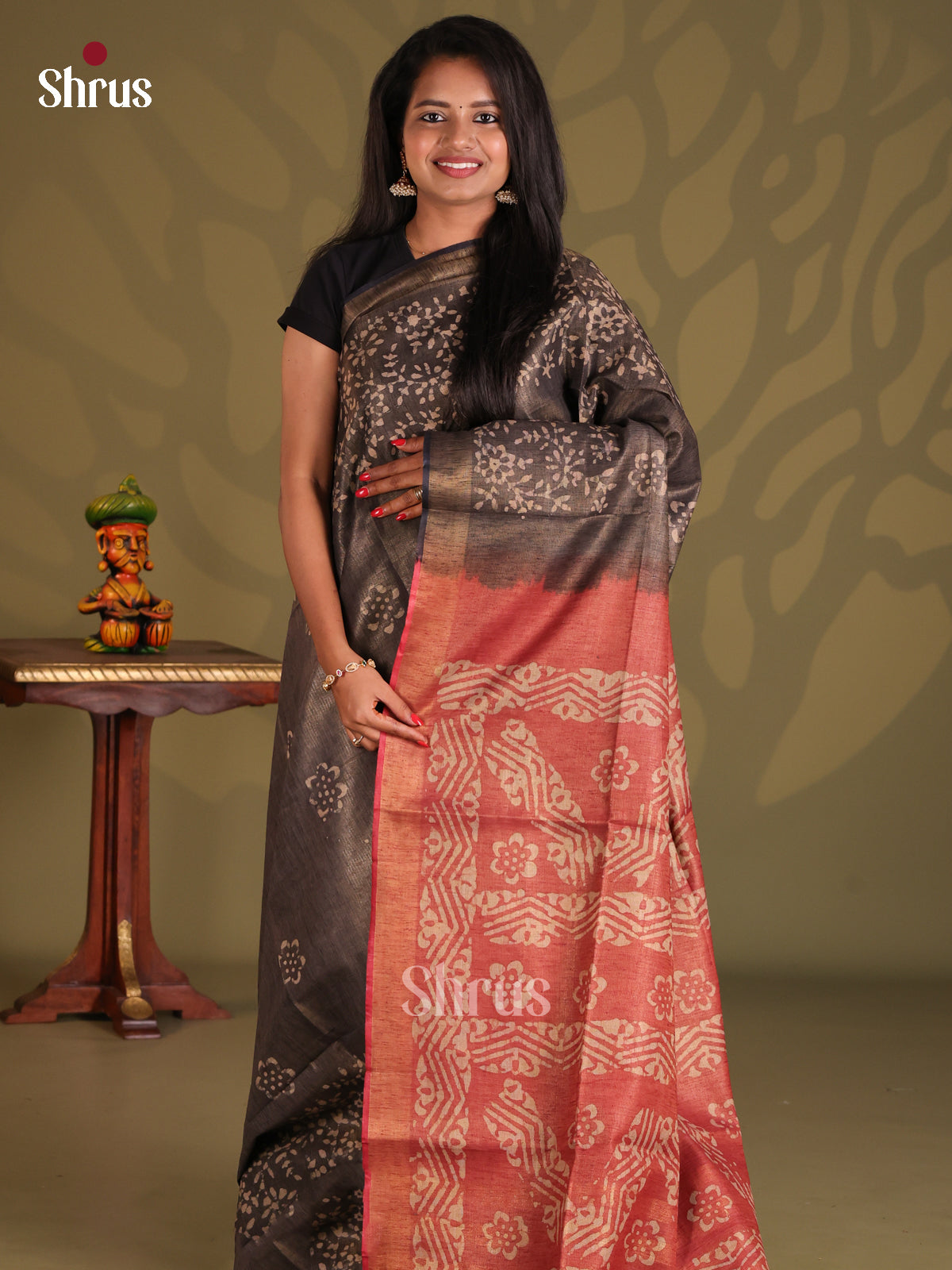 Elephant Black & Orangish Pink- Bhatik Saree - Shop on Shrus.com