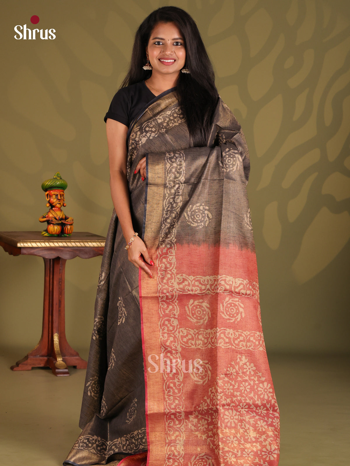 Black & Red - Bhatik Saree - Shop on Shrus.com
