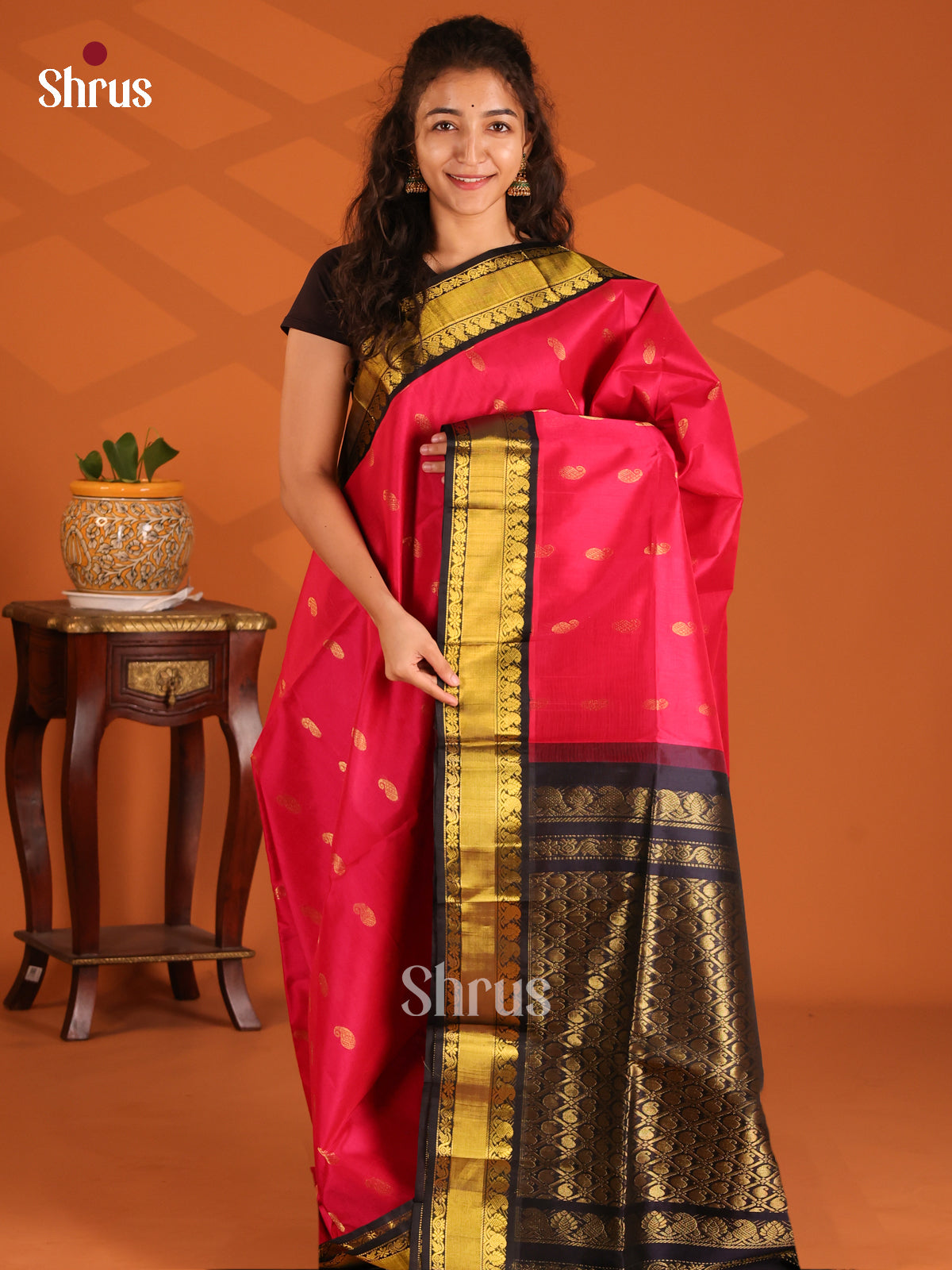 Charming Hot Pink & Black Silk Cotton Saree With Zari Motifs & Brocade Maanga Pallu - Shop on Shrus.com