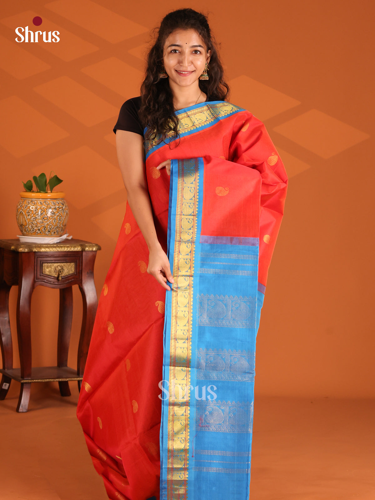 Charming Red & Sky Blue Silk Cotton Saree With Zari Motifs - Shop on Shrus.com